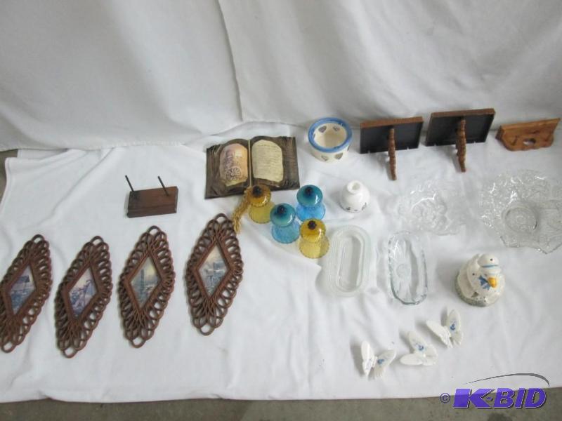 lot 56 image: Miscellaneous Lot  Featuring   4 P...