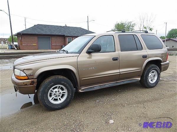 lot 3 image: Year 2000 Make Dodge Model Duran...