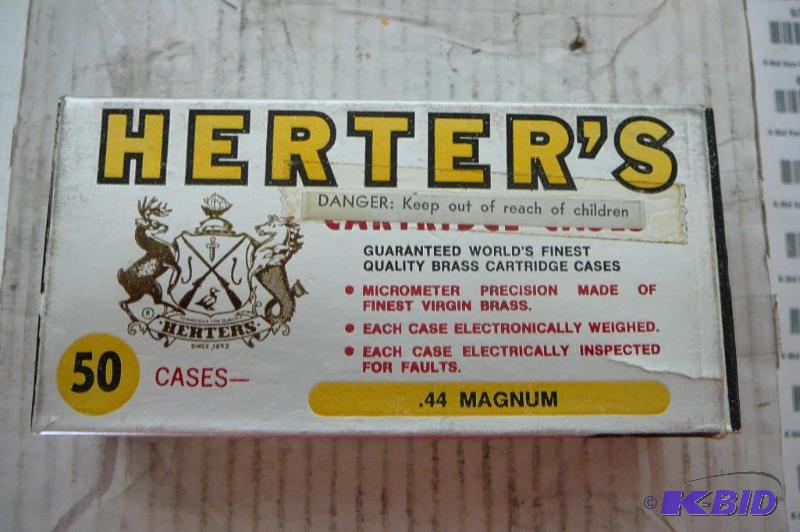 lot 71 image: Herters .44 magum  Full box So...