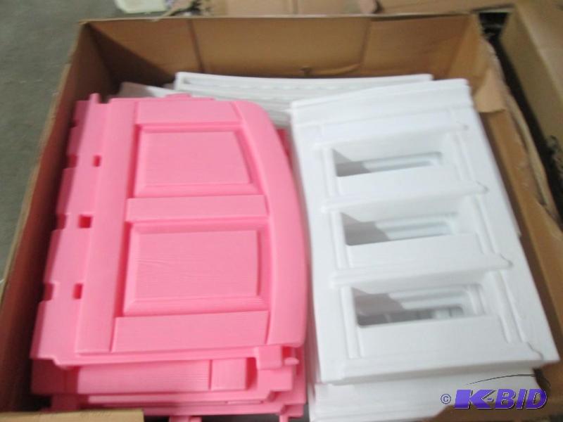 lot 23 image: Step2 Loft & Storage Twin Bed - WhitePink