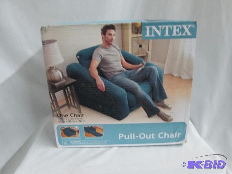 lot 38 image: Intex Plush Pull-Out Inflatable Chair