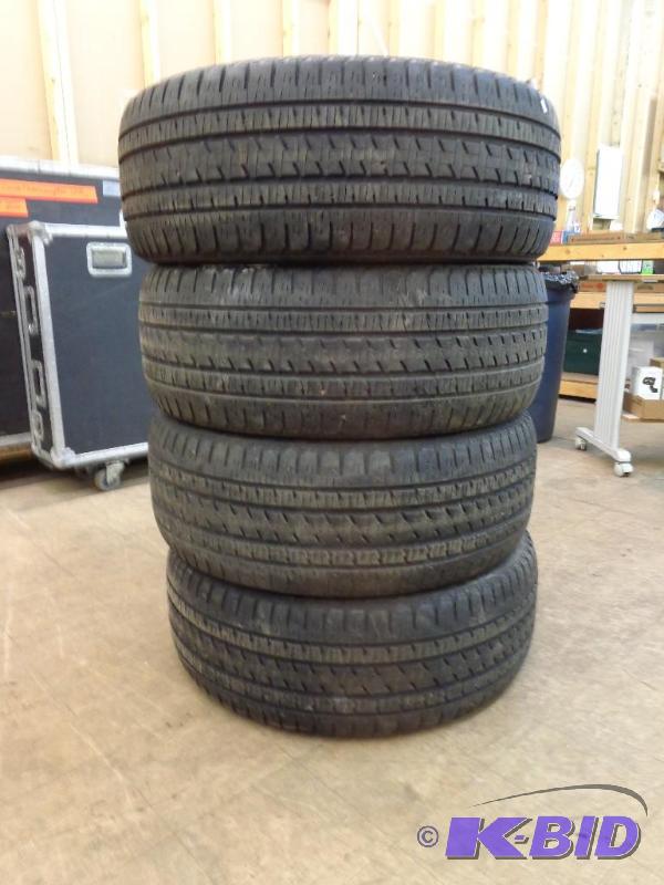 Bridgestone Dueler HL P28545R22&n...