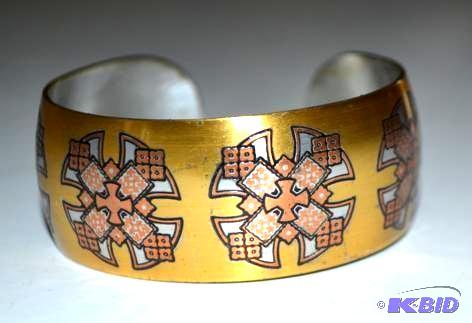 lot 128 image: Reed & Barton Damescene Cuff Bracelet