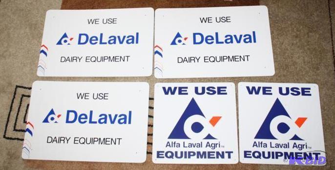 lot 220 image: DeLaval Signs