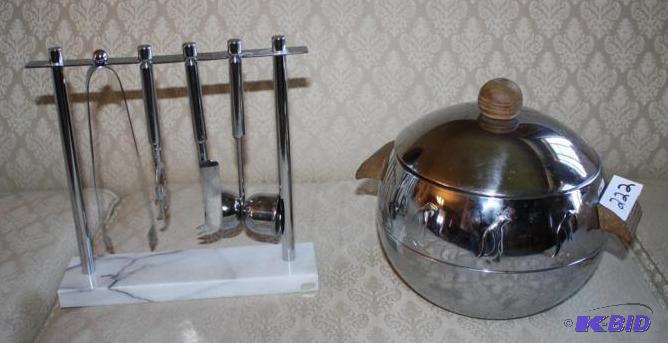 lot 222 image: Vintage Barware