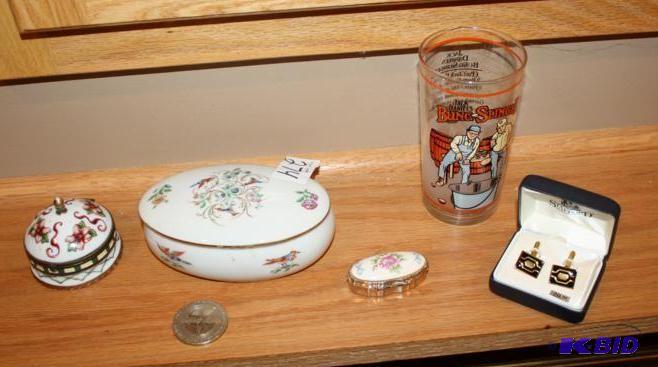 lot 274 image: Jack Daniels Collectible Glass, Pill Box, Powder Box, Cuff Links