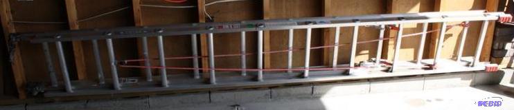 lot 297 image: Extension Ladder