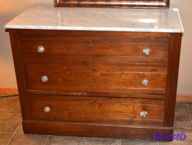lot 31 image: Marble Top Antique Dresser with Original Glass Knobs