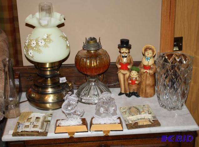 lot 48 image: Oil Lamps, Christmas Decor, Glassware