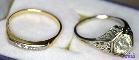 lot 8B image: 14K Gold Ring with diamonds