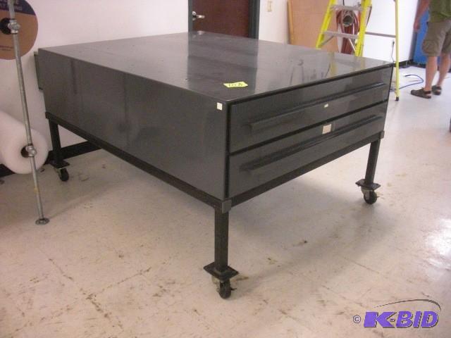 lot 10A image: Large   Heavy Box used for sto...