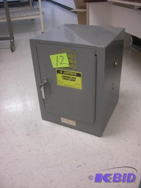 lot 12 image: Liquid Flamable storage unit.. 17 i...