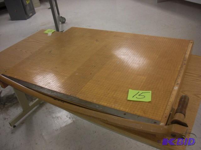 lot 15 image: Very large Paper cutter.. 31 in x 3...