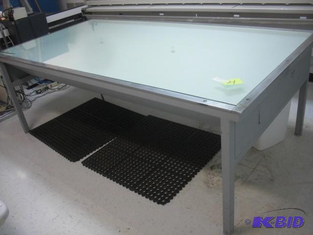 lot 4 image: Light Table.. These were build spec...