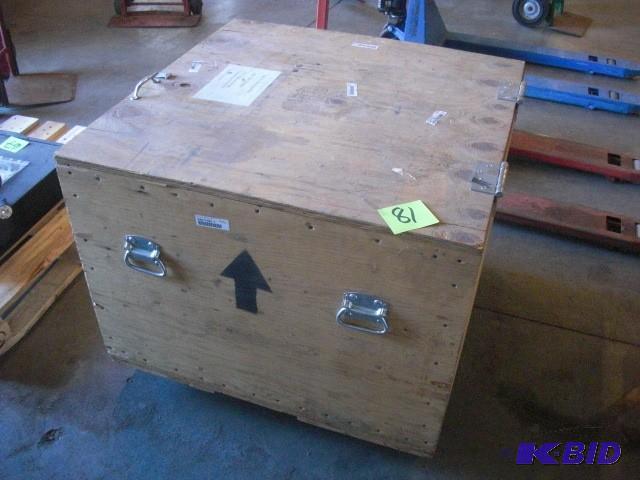 lot 81 image: Heavy Duty Plywood Storage Case on ...
