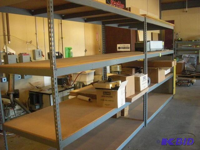 lot 85 image: 3 Sections of shelving.. All modula...