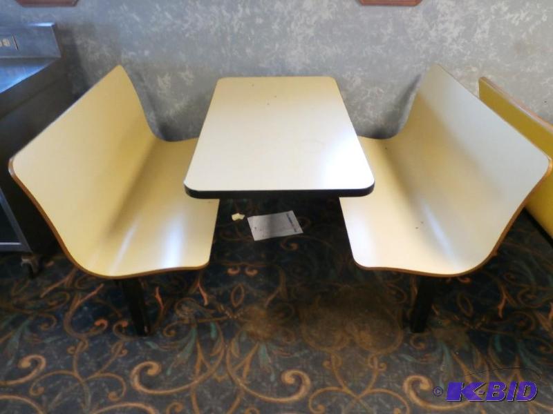 yellow booth seats 4 nice condition...
