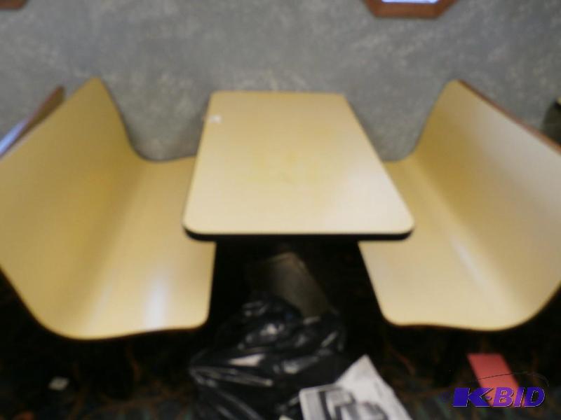 yellow booth seats 4 nice condition...