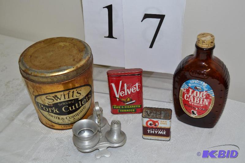lot 17 image: Tins - Salt & Pepper shakers