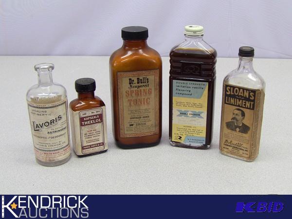 lot 146 image: Vintage Lot of Glass Medicine Bottles