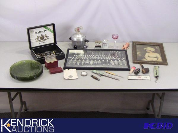 lot 150 image: Vintage Lot of Fun For All Collectibles and More