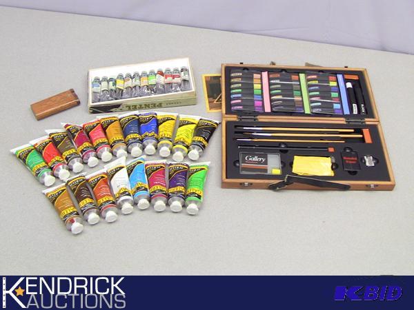 lot 40 image: Mixed Lot of New and Used Art Supplies With Wood Carrying Case
