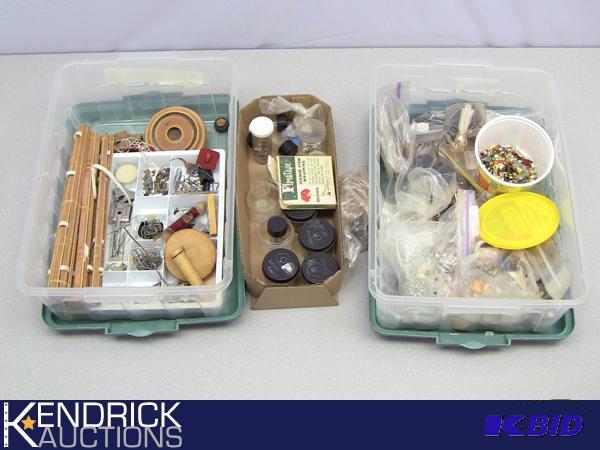 lot 41 image: Combination Lot of Jewelry Making Supplies