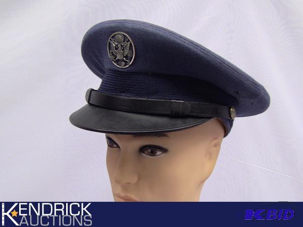 lot 44 image: Vintage Mint Condition Military 100% Wool Servicemans Hat
