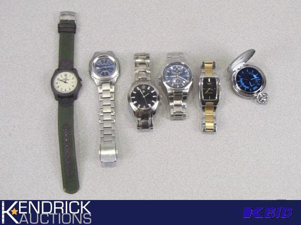 lot 77 image: Lot of Mens Pocket and Wrist Watches