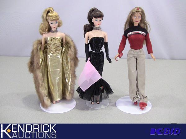 lot 96 image: Collectible Lot of Mint Condition Barbies