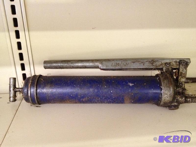 lot 42 image: Grease Gun