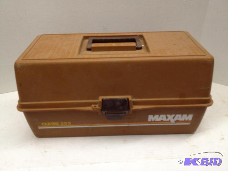 lot 48 image: Tackle Box