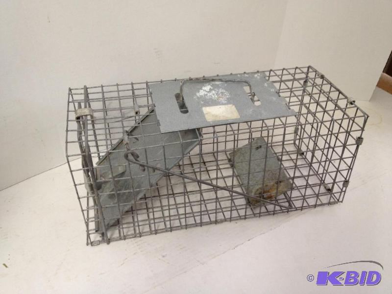 lot 58 image: Samll Animal  Rodent Live Trap