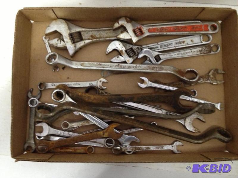 lot 83 image: Assorted Wrenches, Cresant Wrenches