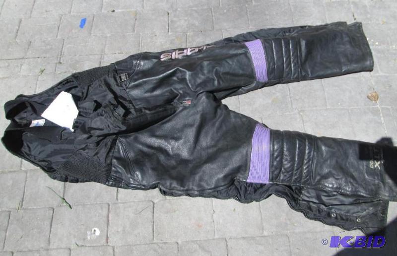 lot 65 image: Polaris leather snow mobile pants X...