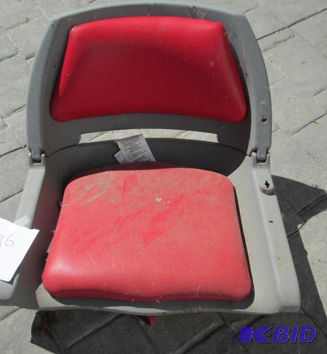 lot 86 image: Folding seat...