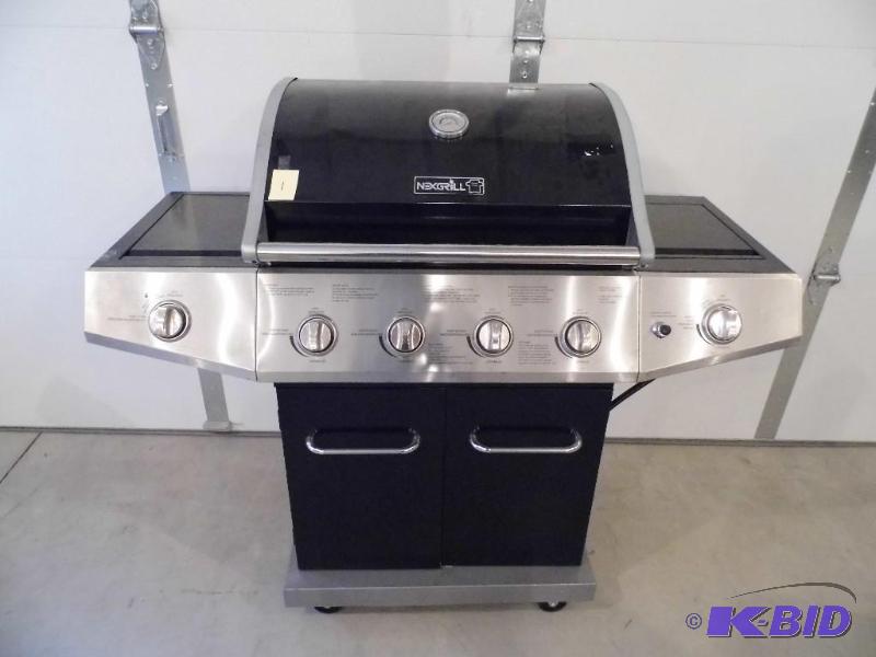 lot 1 image: Nexgrill 4 Burner Grill
