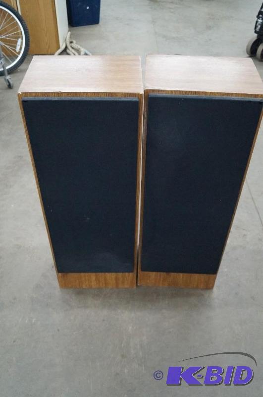 stereo speaker