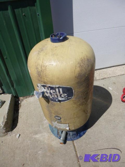 Well Mate Water System Pressure Tan...