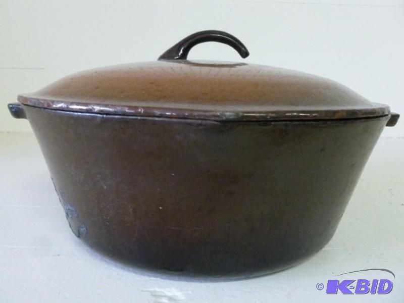 lot 105 image: Large porcelain lined cast iron sou...