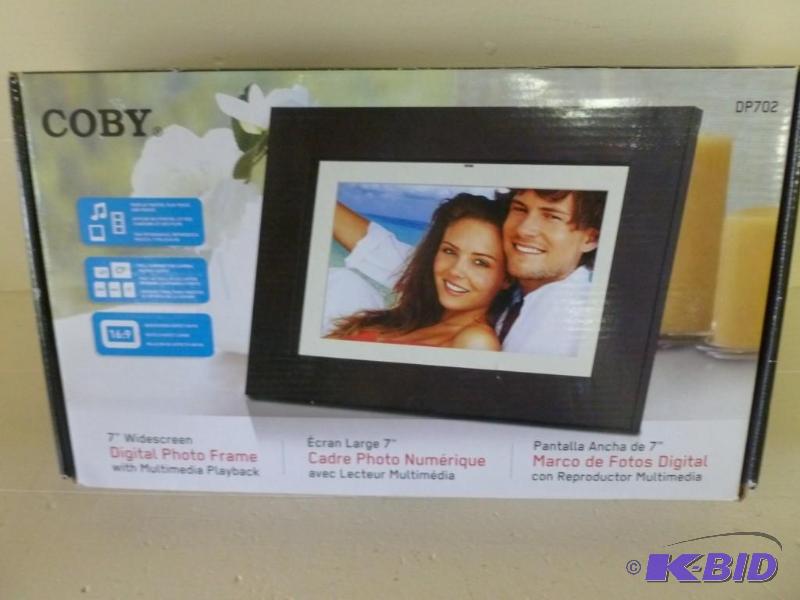 lot 119 image: Coby Digital Photo Frame 7" Wi...