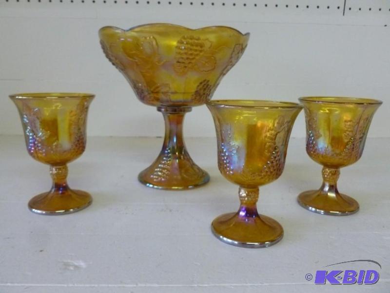 lot 125 image: Beautiful vintage four piece marigo...