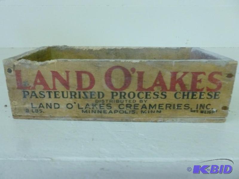 lot 29 image: Vintage Land O Lakes wooden cheese ...