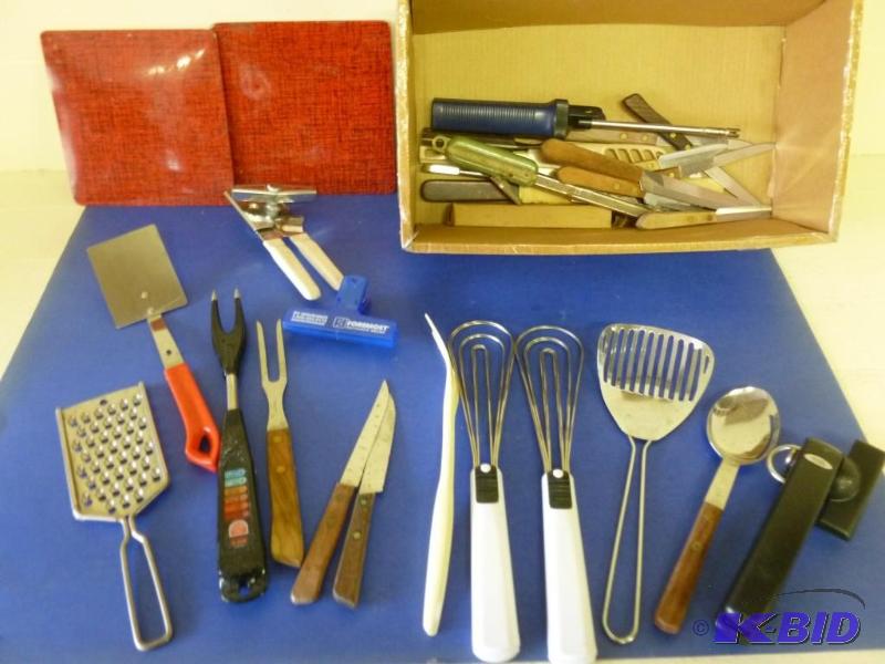 lot 290 image: Large lot of good useable kitchen i...