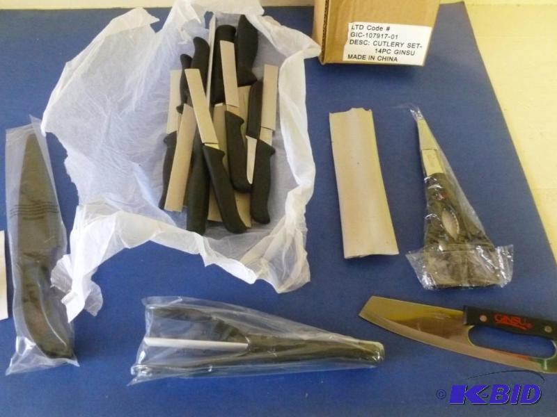lot 292 image: Ginsu 14 pc. cutlery set, brand new...