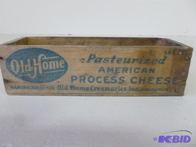 lot 31 image: Vintage Old Home Creameries wooden ...
