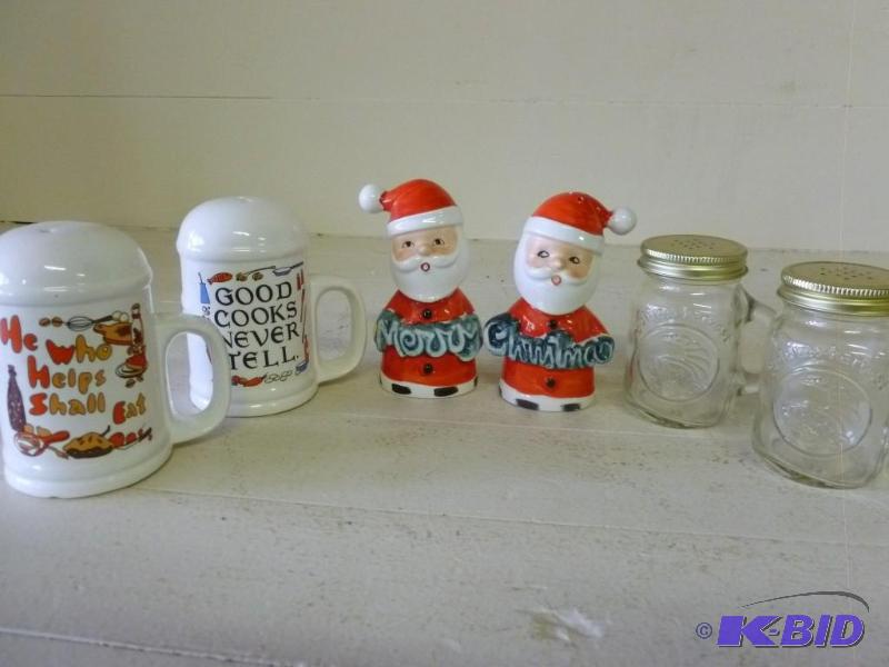 lot 327 image: Lot of three salt and pepper shaker...
