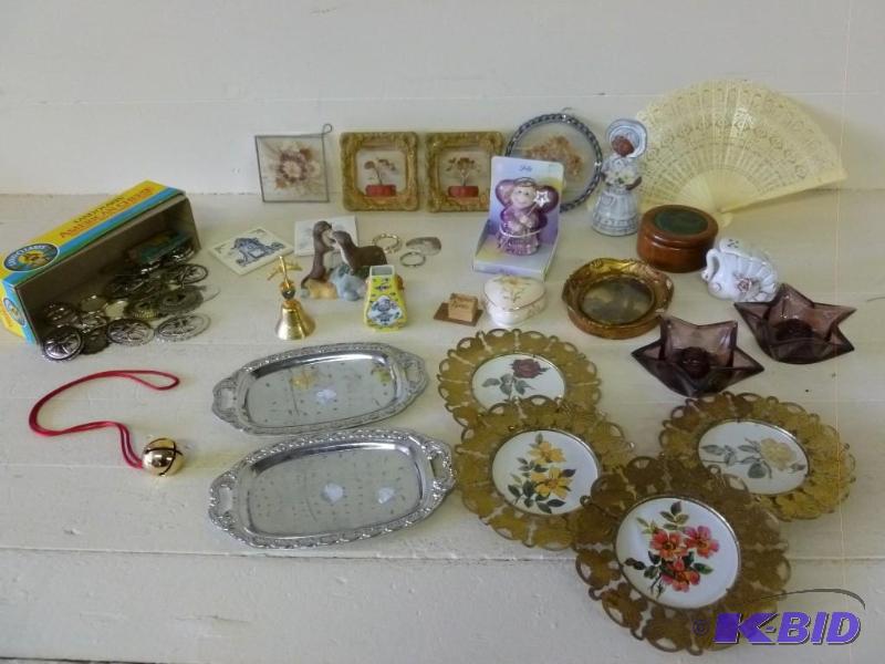 lot 346 image: Large lot of nice home decorative i...