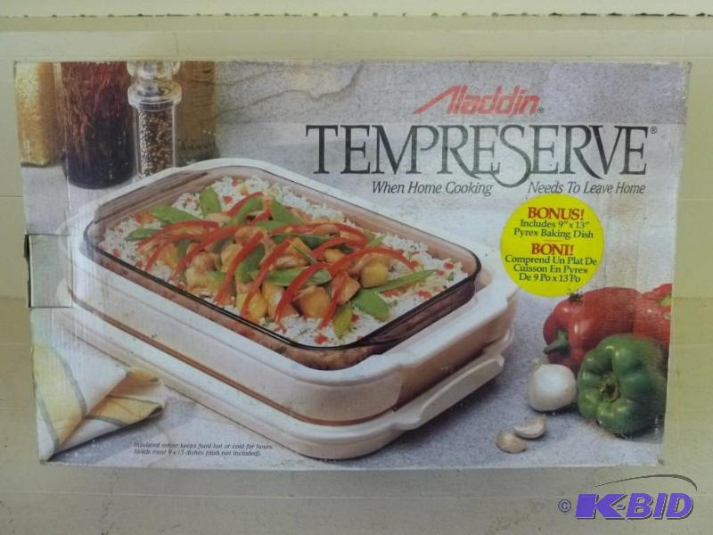 lot 393 image: Aladdin Tempreserve insulated serve...