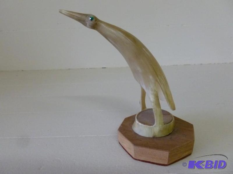 lot 73 image: Decorative hand carved bull horn - ...